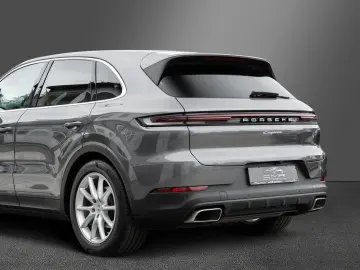 PORSCHE Cayenne AHK Luft BOSE Soft Close 18-Wege 90 ltr.