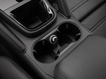 PORSCHE Cayenne AHK Luft BOSE Soft Close 18-Wege 90 ltr.