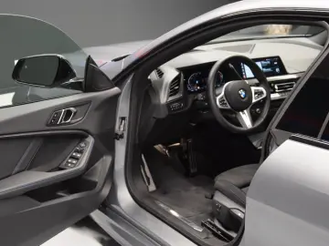 BMW 218 i M Sport Gran Coupé HuD Pano Schale ACC
