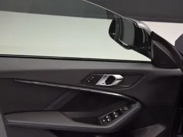 BMW 218 i M Sport Gran Coupé HuD Pano Schale ACC