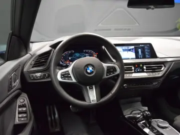BMW 218 i M Sport Gran Coupé HuD Pano Schale ACC