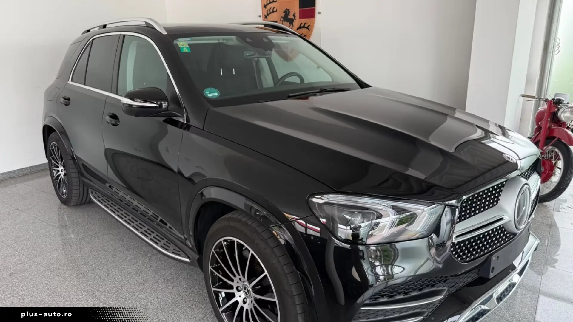 Mercedes-Benz GLE 350e 4M AMG   Finanțare Leasing