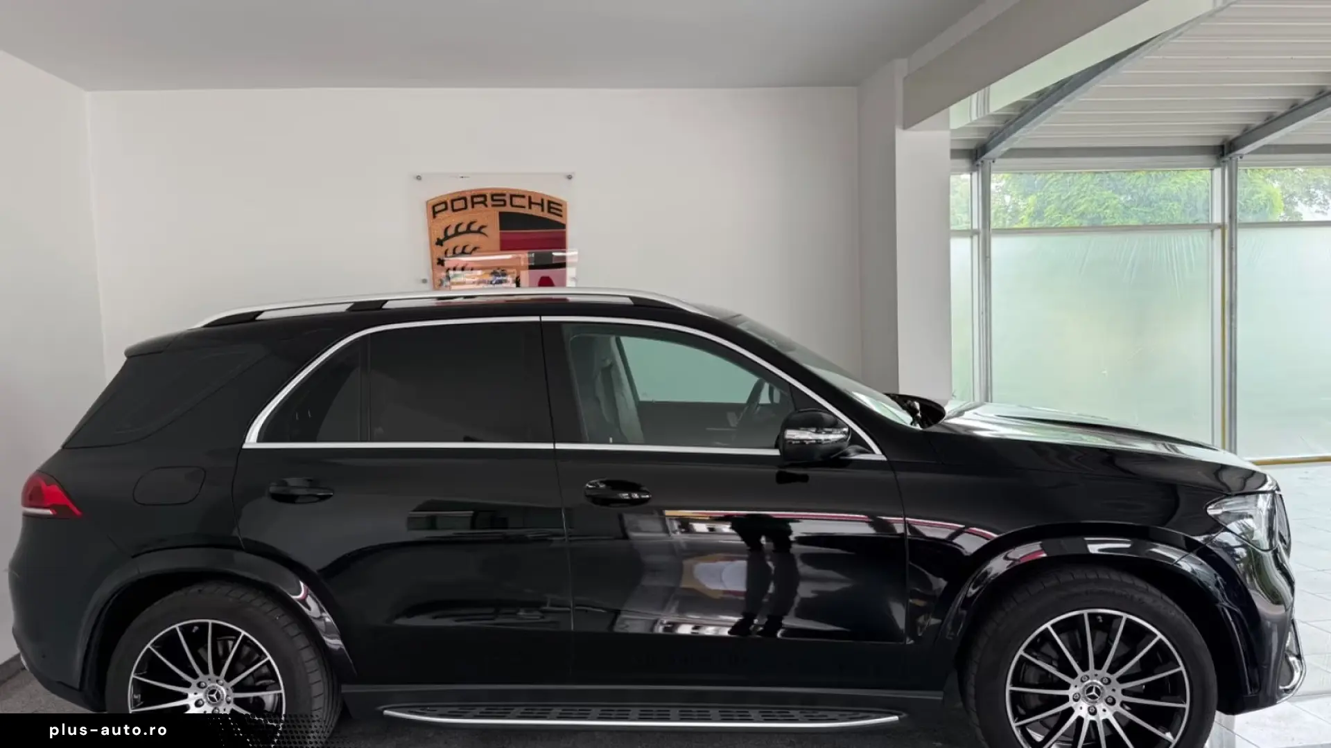 Mercedes-Benz GLE 350e 4M AMG   Finanțare Leasing