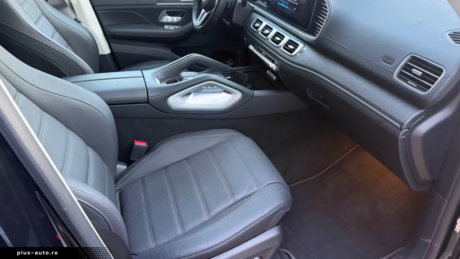 Mercedes-Benz GLE 350e 4M AMG   Finanțare Leasing