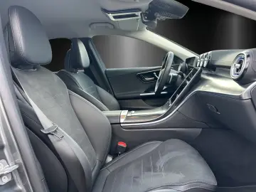Mercedes-Benz C 200 AMG