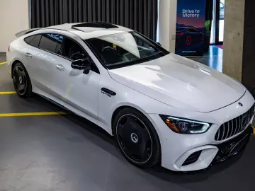 Mercedes Benz GT 63s AMG 4Matic  Burmester 360