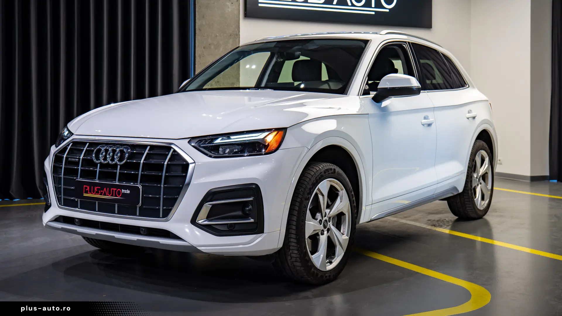 Audi Q5 45TFSI Quattro Matrix Led ACC Camera R20