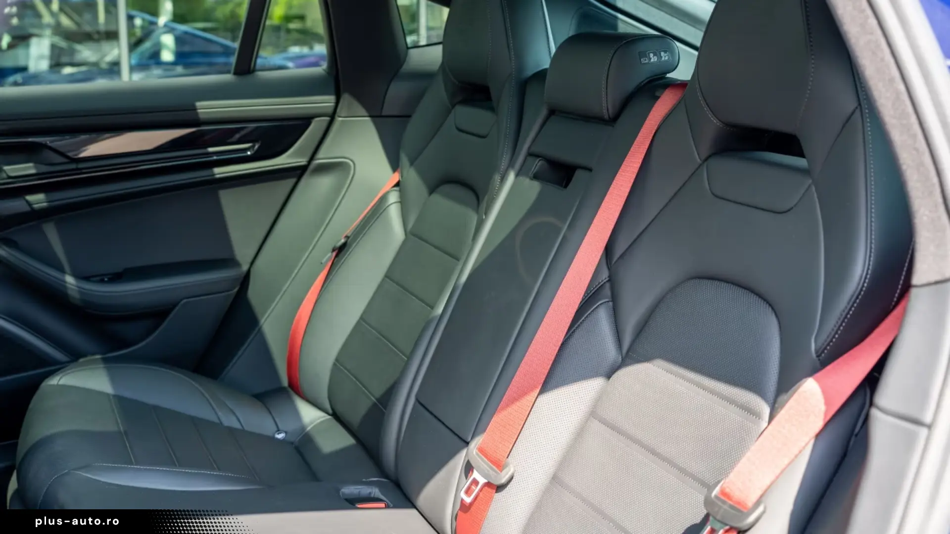 Porsche Panamera 4 Pano Sport Design