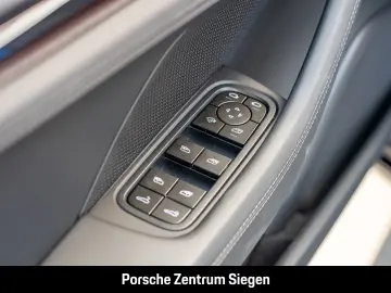 Porsche Panamera 4 Pano Sport Design