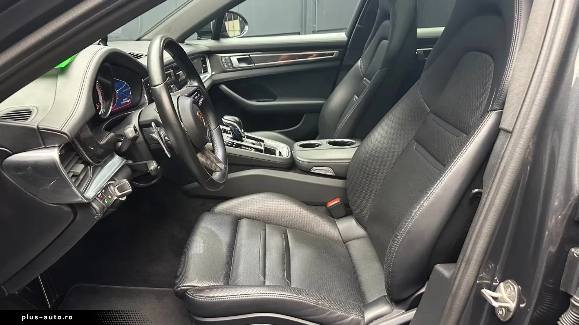 Porsche Panamera 4 E-Hybrid Platinum Edition CARBON