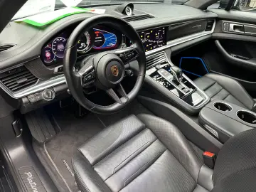 Porsche Panamera 4 E-Hybrid Platinum Edition CARBON