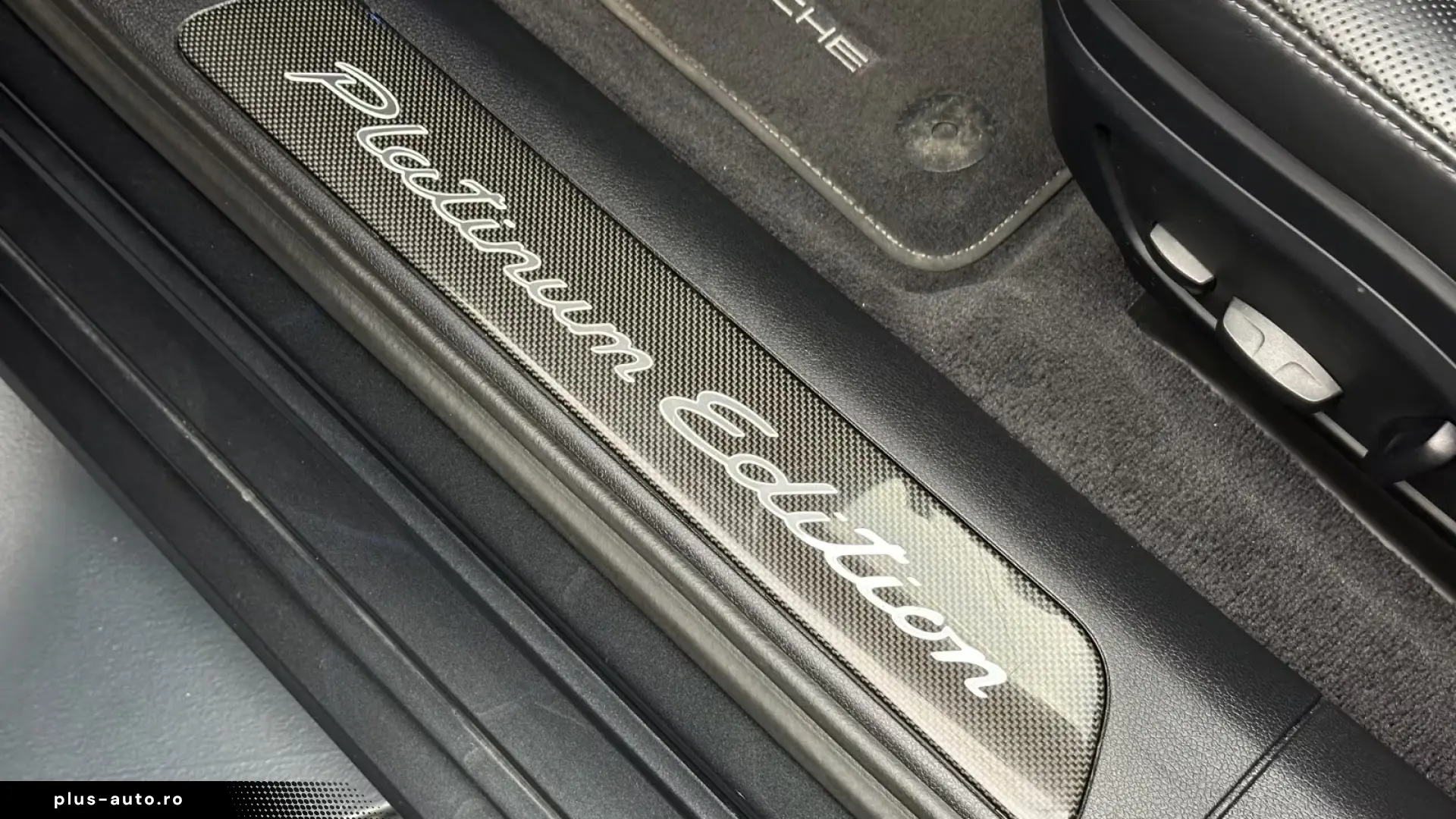 Porsche Panamera 4 E-Hybrid Platinum Edition CARBON