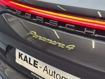 Porsche Panamera 4 E-Hybrid Platinum Edition CARBON