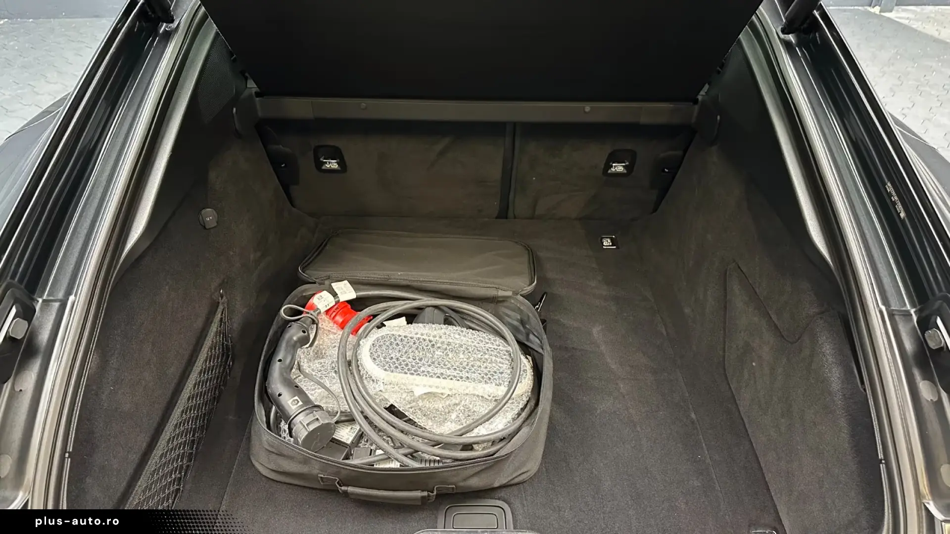 Porsche Panamera 4 E-Hybrid Platinum Edition CARBON