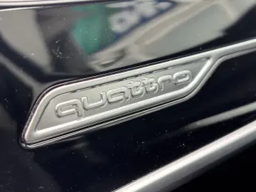 AUDI A6 45 TDI Quattro NAVI CAM LUFT SPURHALTE 19Zoll
