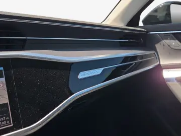 AUDI A6 Avant 45 TDI quattro Navi LED Alu AHK PDC Aud