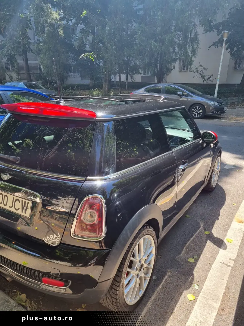 MINI John Cooper Works Coupé