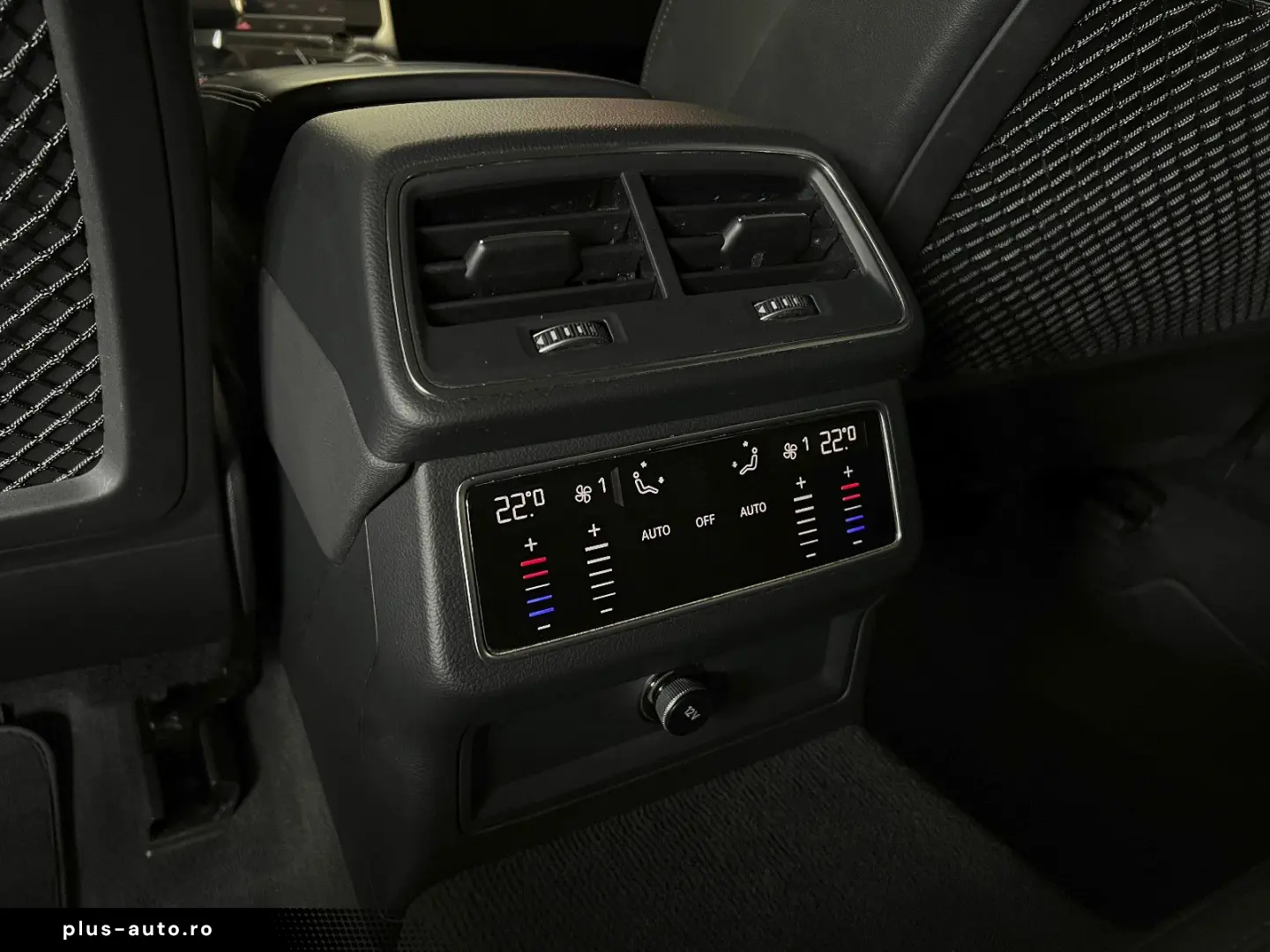 AUDI A6 Avant 45TDI quattro design ACC PANO-SD MEMORY