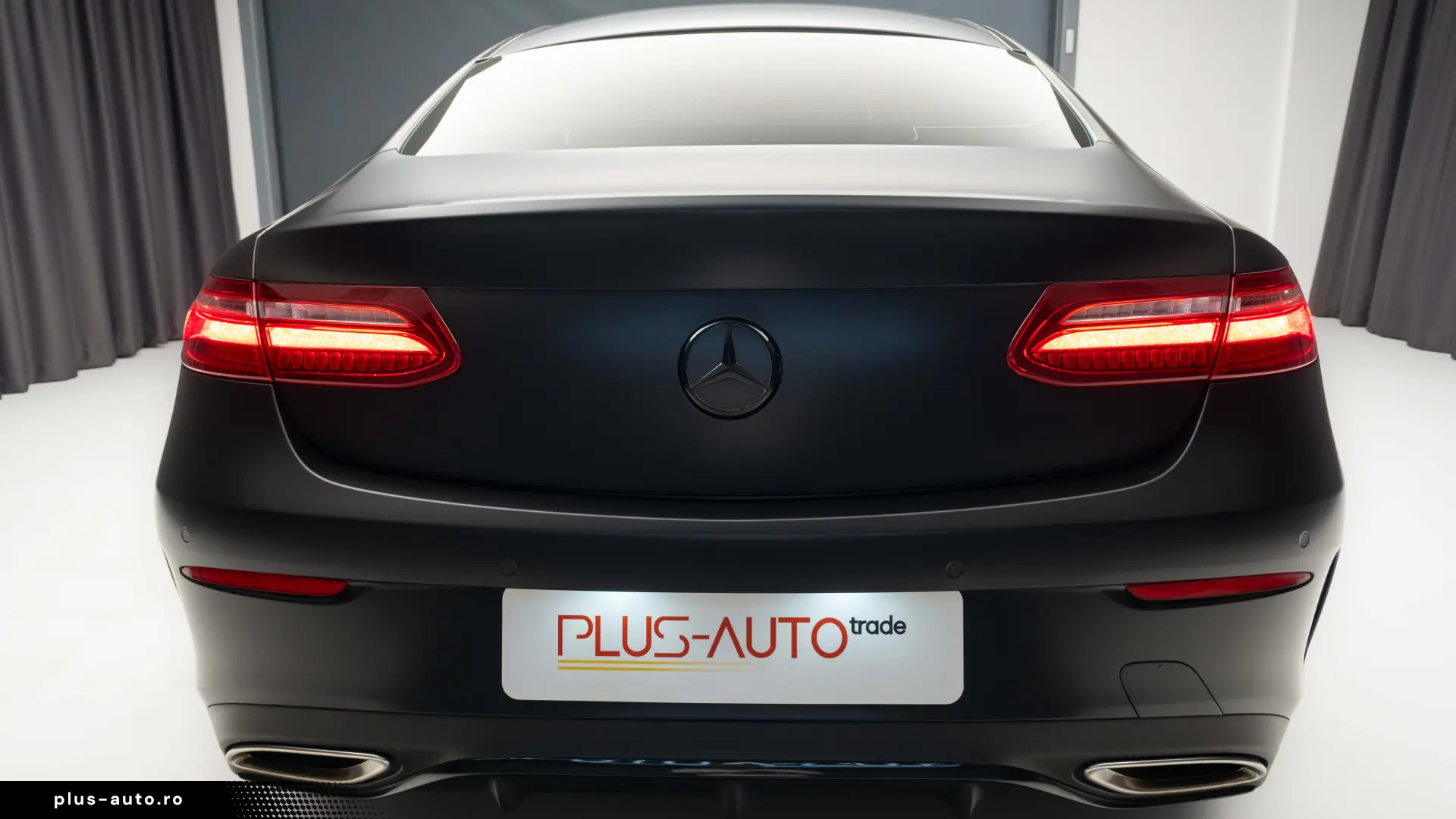 Mercedes Benz E400 4matic COUPE