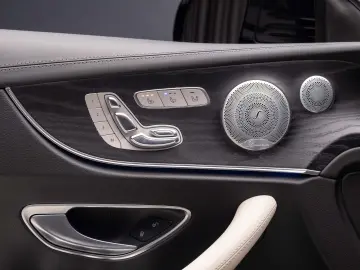 Mercedes Benz E400 4matic COUPE