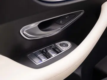 Mercedes Benz E400 4matic COUPE