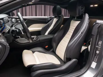 Mercedes Benz E400 4matic COUPE