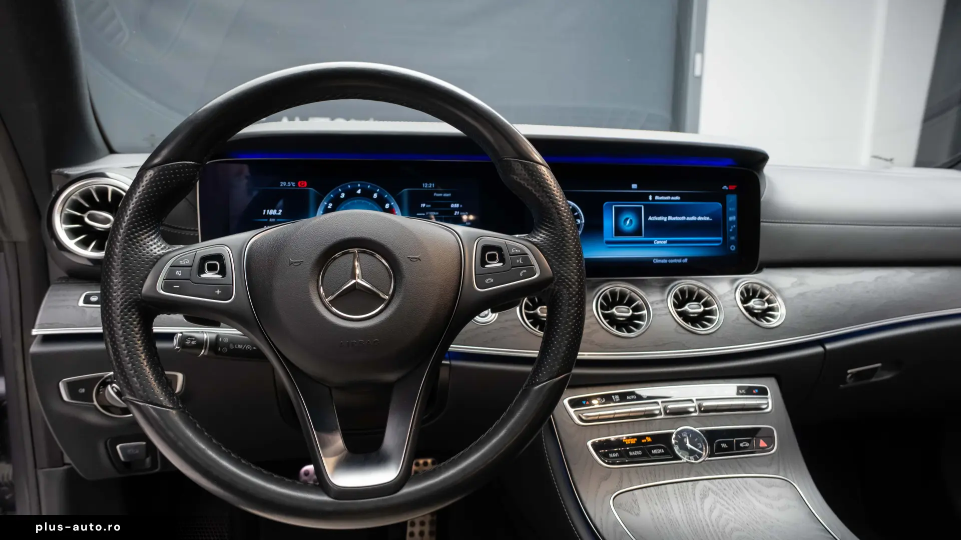 Mercedes Benz E400 4matic COUPE