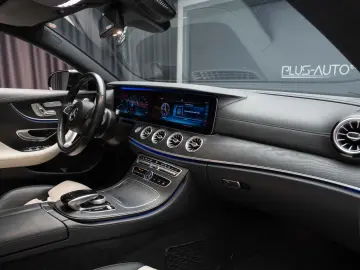 Mercedes Benz E400 4matic COUPE