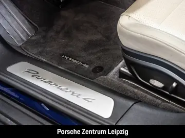 PORSCHE Panamera 4 Vollleder InnoDrive Soft BeifDisplay