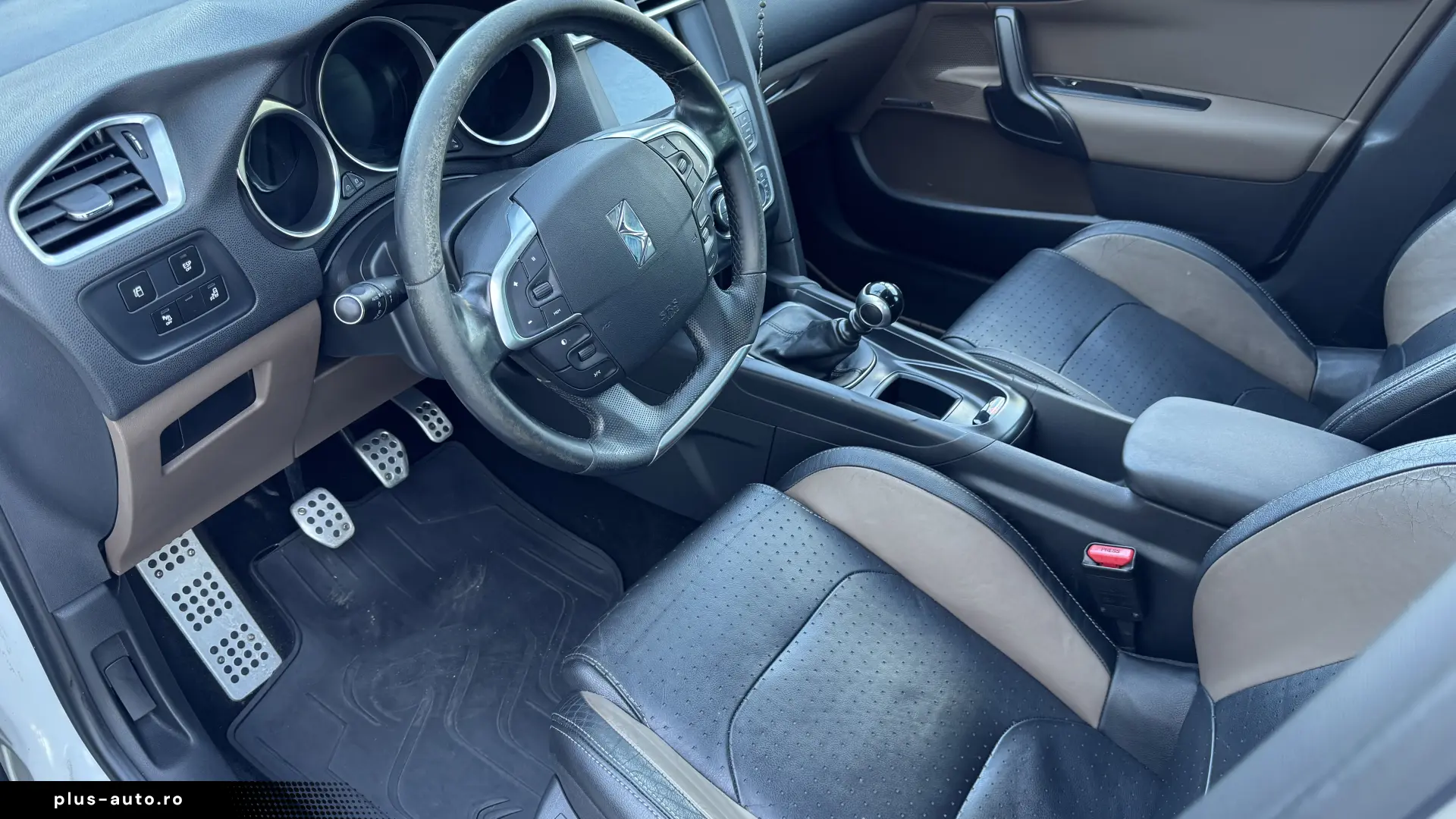 Citroen DS4 2.0 HDi 163 CP 2011