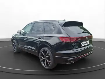 VW Touareg R-Line 3 0 l V6 286 PS   HUD   DYNAUDIO