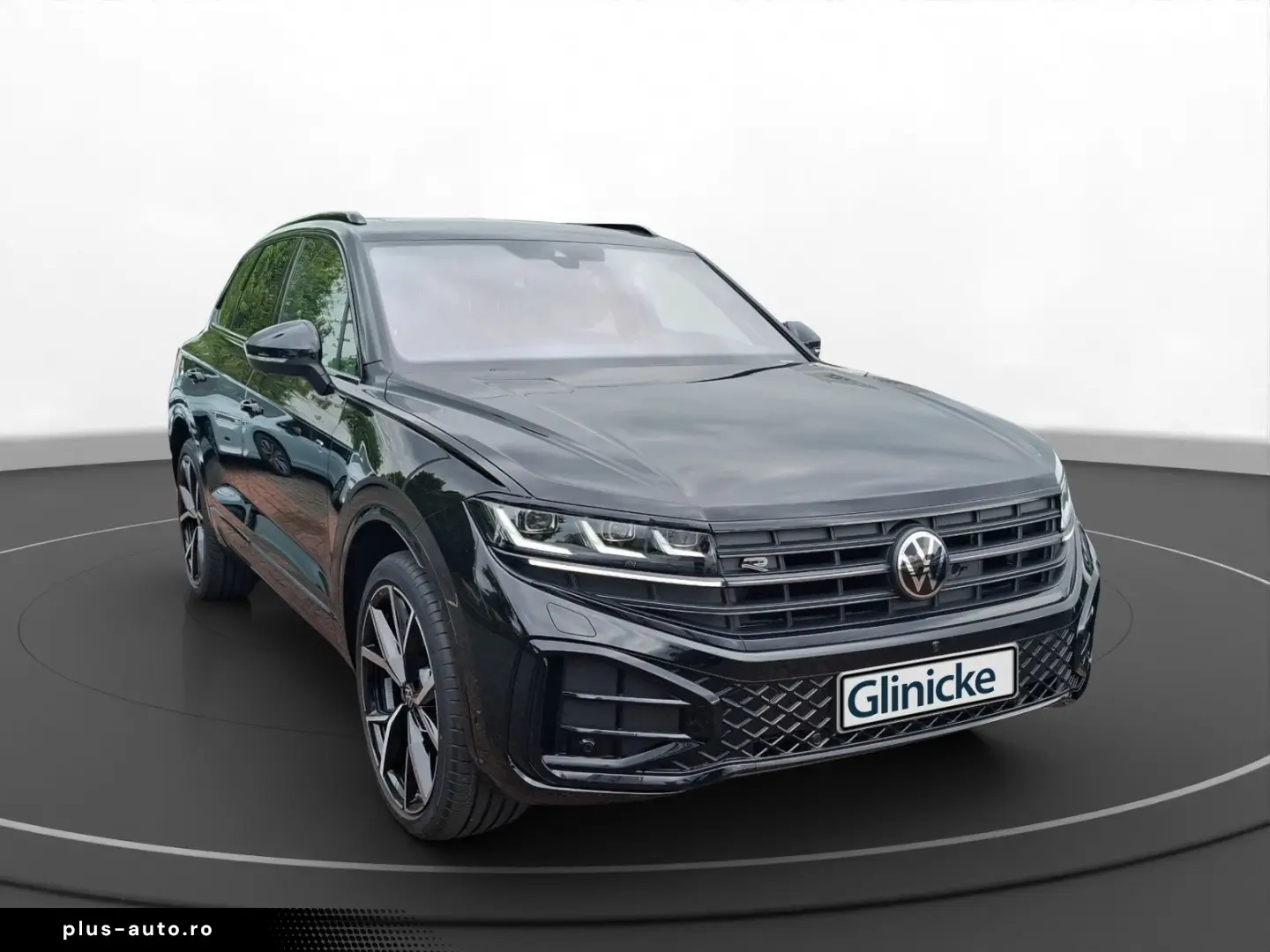 VW Touareg R-Line 3 0 l V6 286 PS   HUD   DYNAUDIO