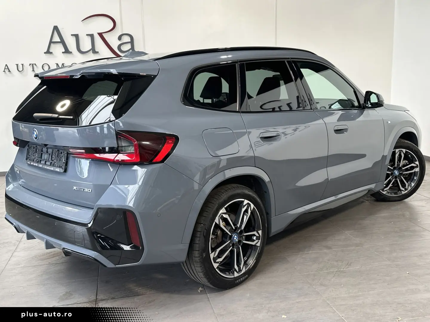 BMW iX1 xDrive30 M-Sport NAV LED ACC KAMERA PANO SHZ