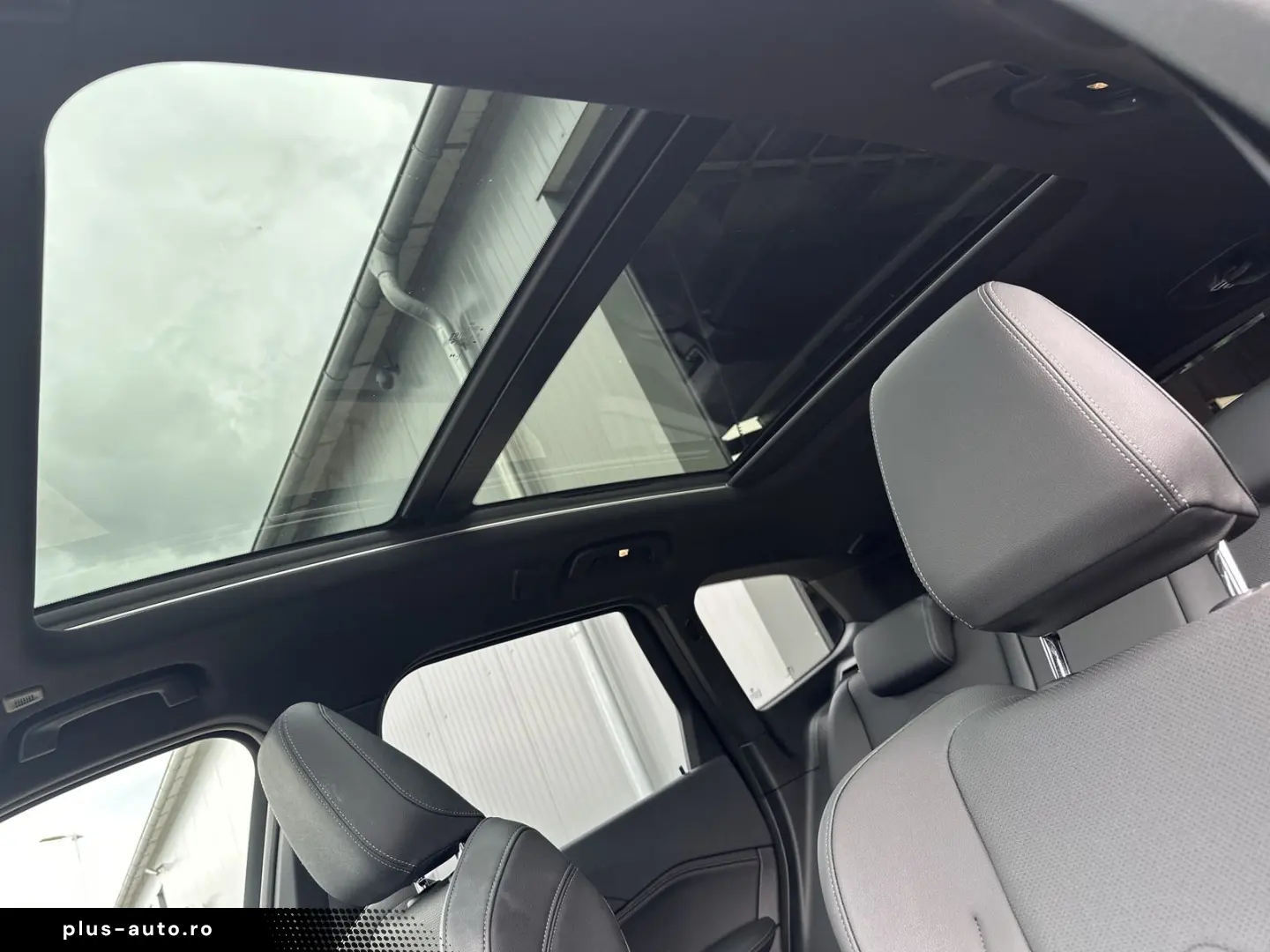 BMW iX1 xDrive30 M-Sport NAV LED ACC KAMERA PANO SHZ