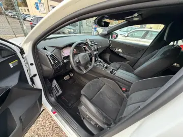 DS DS7 Crossback Performance Line TOP 1HAND TUV NEU