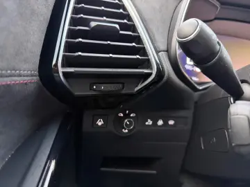 DS DS7 Crossback Performance Line TOP 1HAND TUV NEU