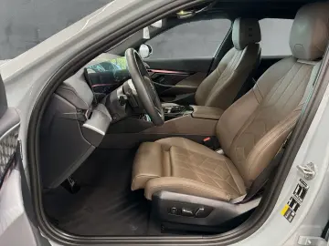 BMW 550 e xDrive LIMO  M Sport Pro  19''AH…