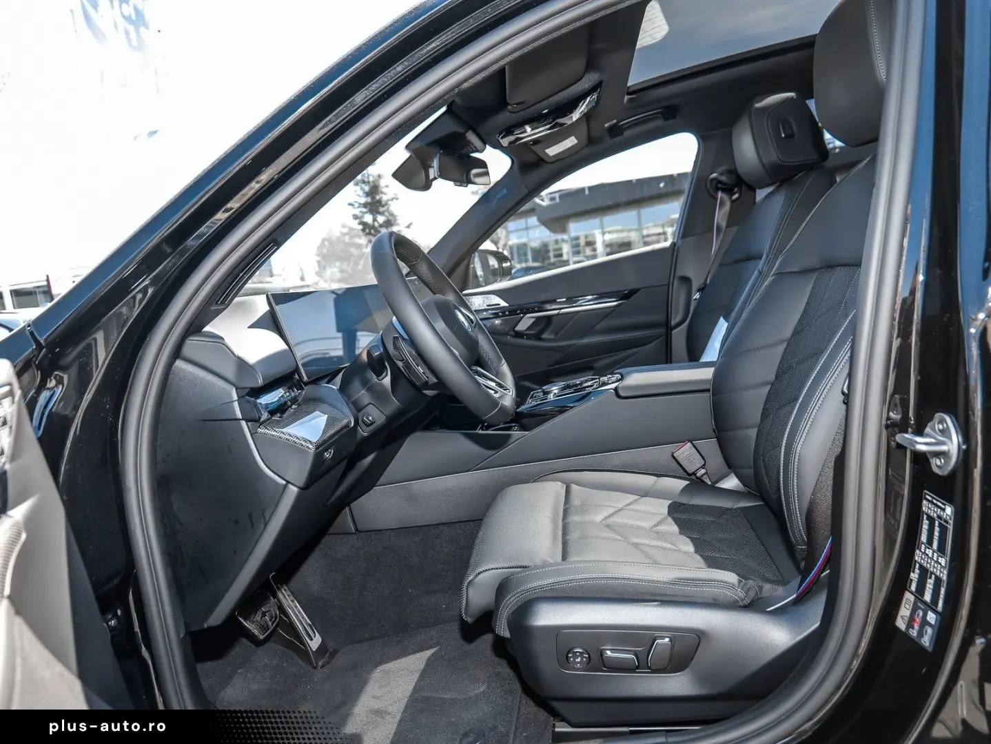 BMW 550e xDrive M Sport HUD PANO ACC AHK 360 KAM LM