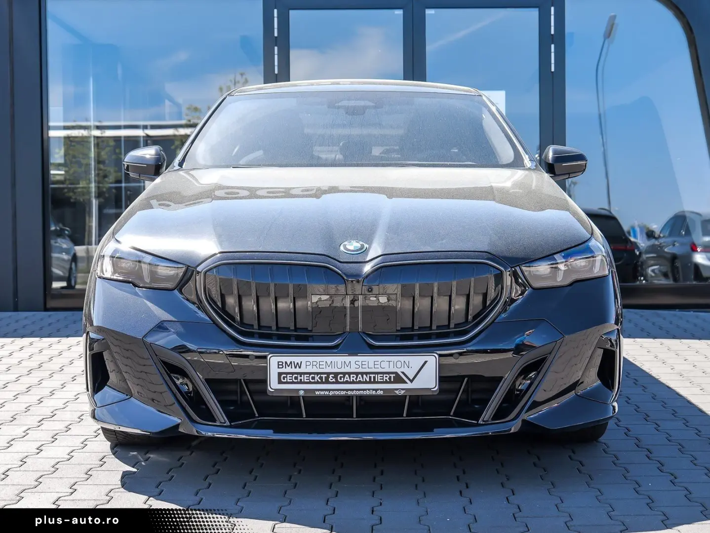 BMW 550e xDrive M Sport HUD PANO ACC AHK 360 KAM LM