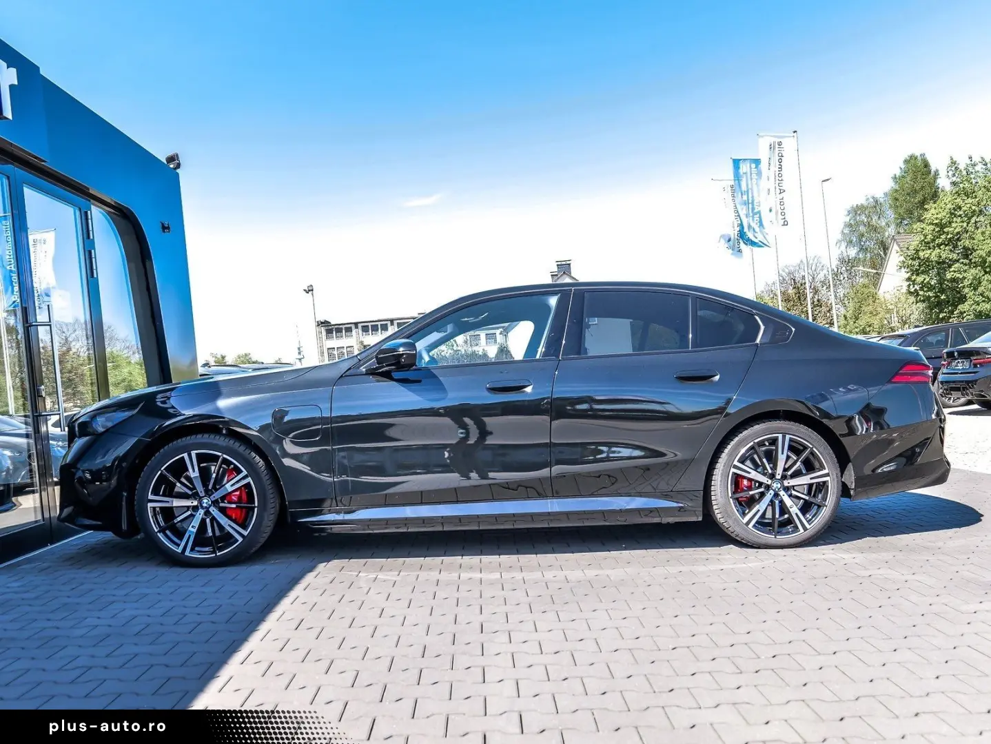 BMW 550e xDrive M Sport HUD PANO ACC AHK 360 KAM LM