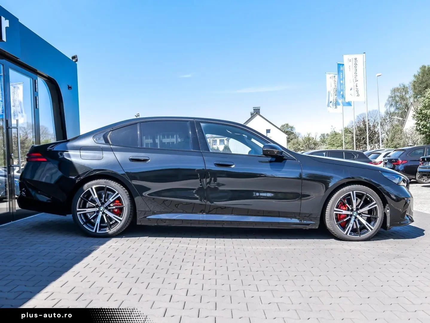 BMW 550e xDrive M Sport HUD PANO ACC AHK 360 KAM LM
