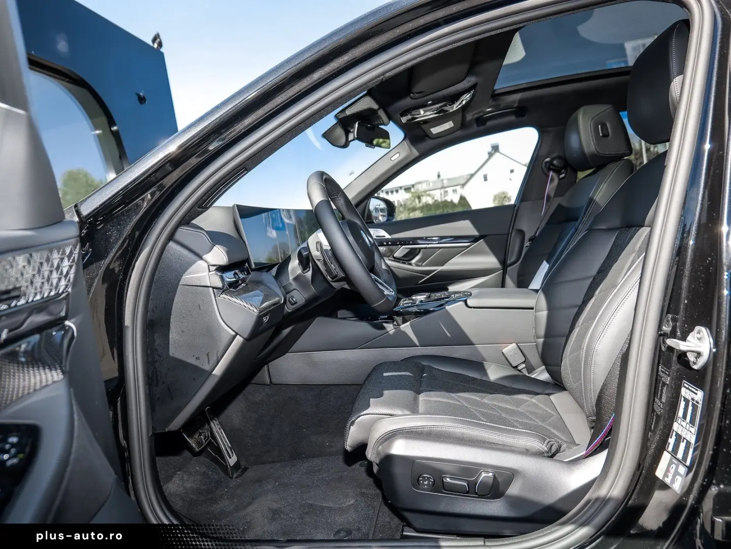 BMW 550e xDrive M Sport HUD PANO ACC AHK 360 KAM LM