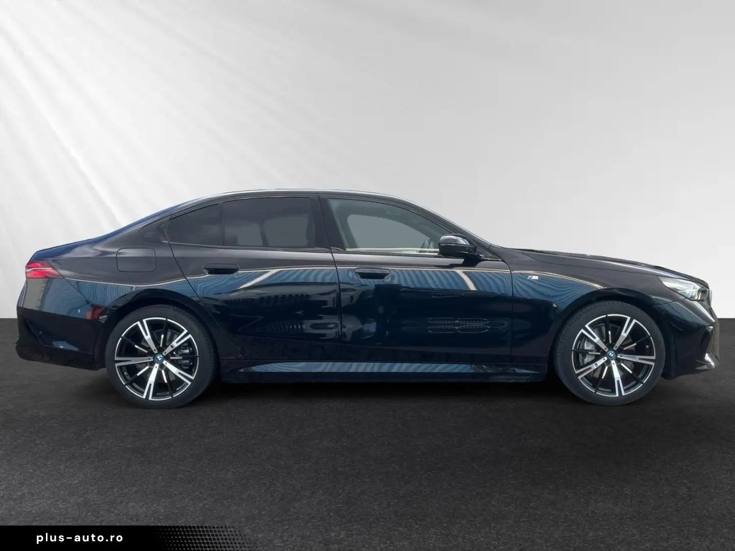 BMW 550e xDrive Inkl. € 1.190 Zubehörbonus M Sport A