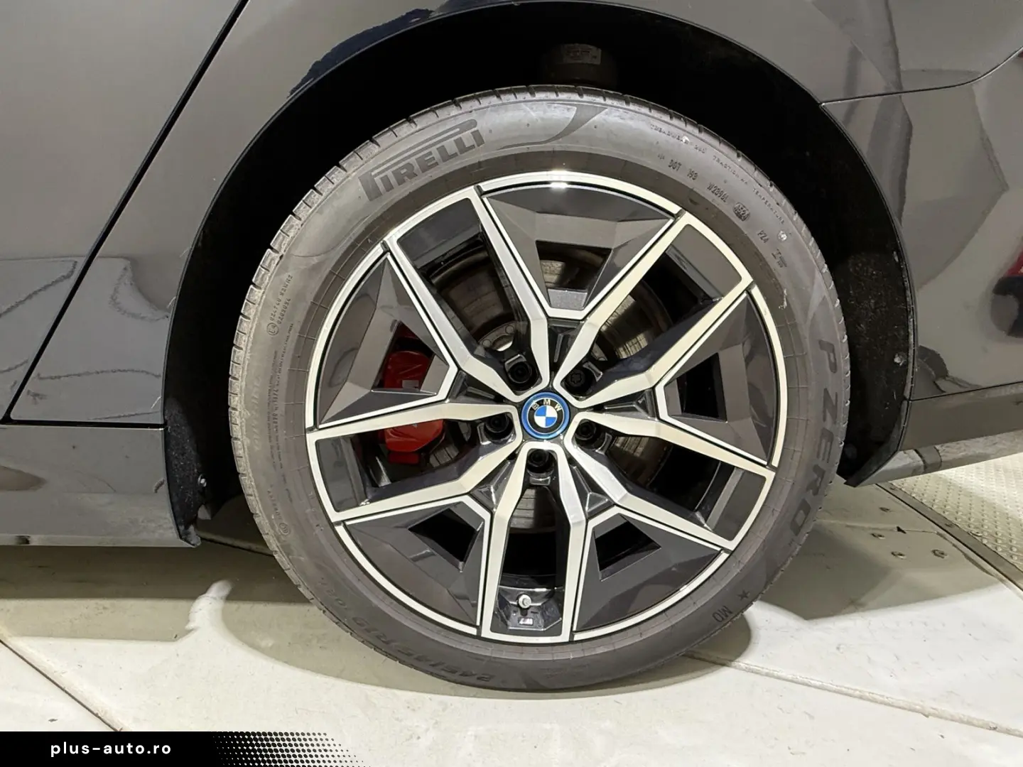 BMW 550e xDrive Limousine M Sportpaket Pro B&W ACC