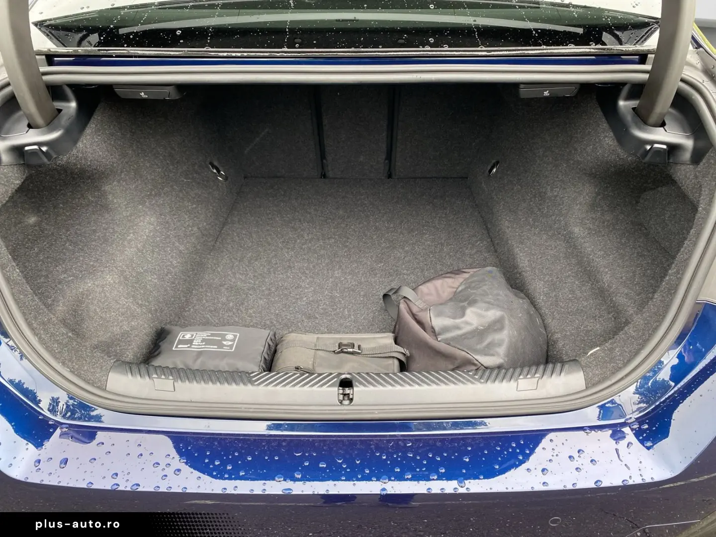 BMW 550e xDrive Limousine    M-Sport PRO Pano B&W Ko