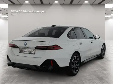 BMW 550e xDrive Lim. M Sport Pro Komf-Sitze B&W Pano