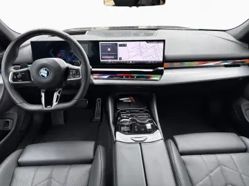 BMW 530e xDr Lim M SPORT AdLED Pano 360 HUD H KDAPro