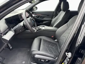 BMW 530e xDr Lim M SPORT AdLED Pano 360 HUD H KDAPro