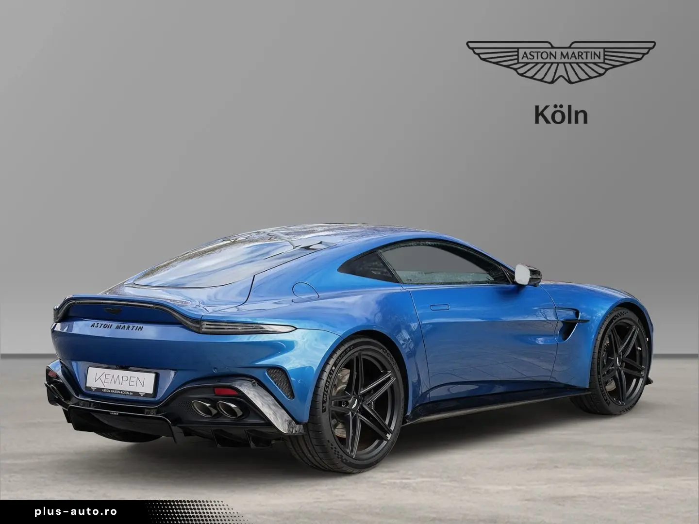 ASTON MARTIN Vantage Plasma Blue   Onyx Black