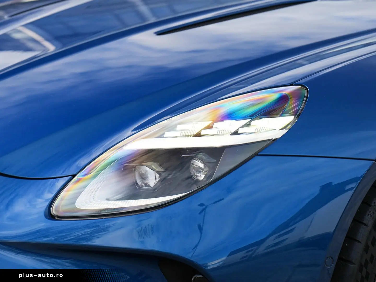 ASTON MARTIN Vantage Plasma Blue   Onyx Black